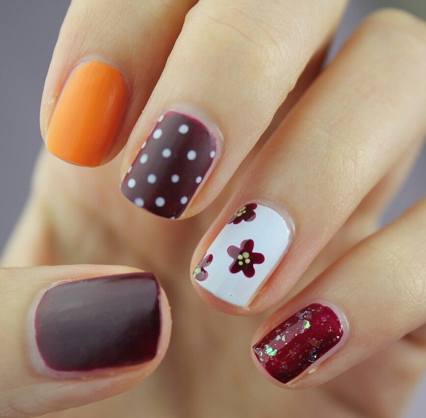 獵券網-nail art 2688565 1280 1